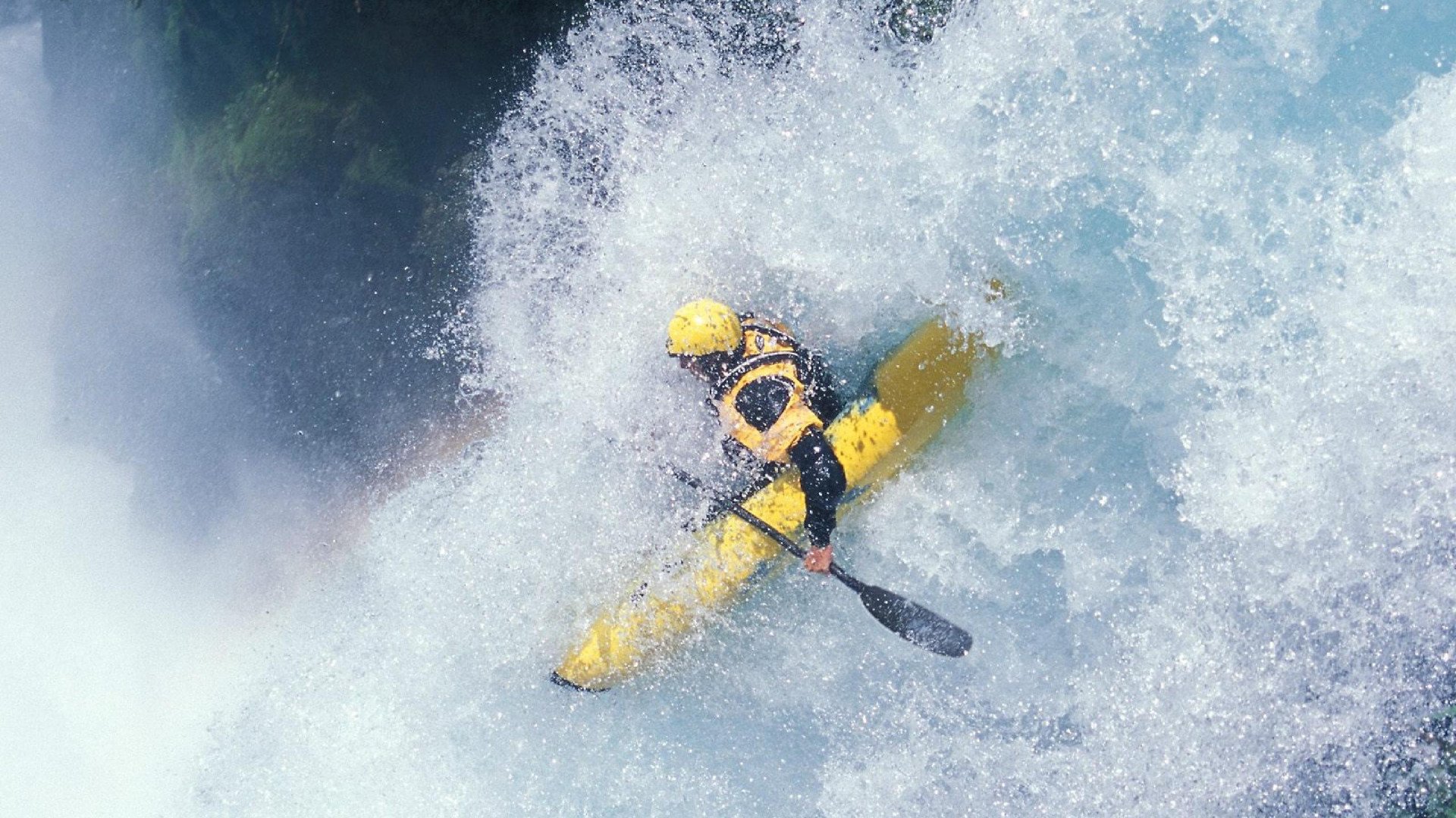 开云体育官网上-中锋是否应主动参与外线传球转移，中锋在球队的作用